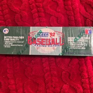 1992 Fleer Baseball Card Set.